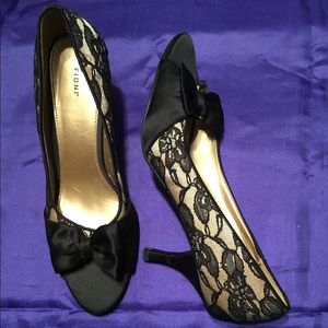 Beautiful FIONI Black Lace & Satin Peep Toe Heels